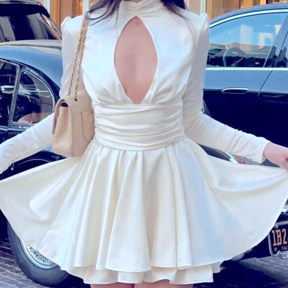 House Of CB 'Aryana' Ivory Bow Mini Dress - Picture 4 of 4